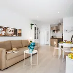 Appartamento 211 Cristianos First Sea Line, Swimming Pool