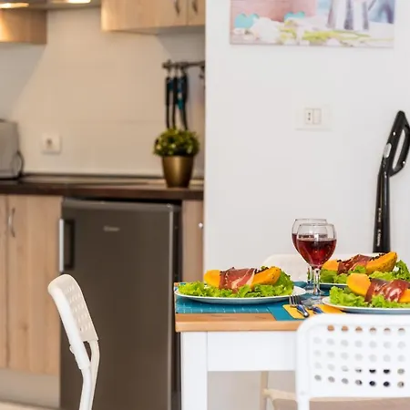 211 Cristianos First Sea Line, Swimming Pool Appartement