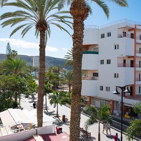 Appartamento 211 Cristianos First Sea Line, Swimming Pool *