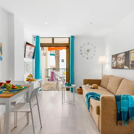 211 Cristianos First Sea Line, Swimming Pool *